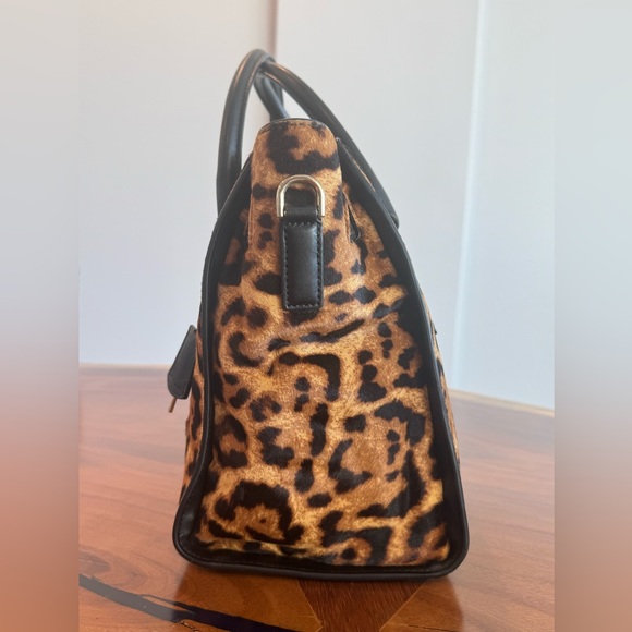 Michael Kors Hamilton satchel W lock, key and real dyed calf hair cheetah color - Picture 4 of 9